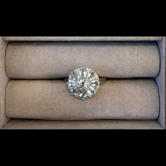 QVC RING - Picture 1 of 2